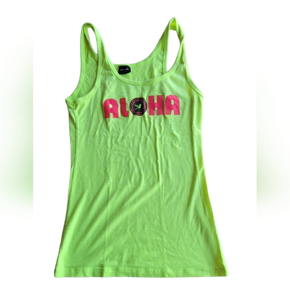 Smashfest Queen Aloha Tank - Picture 9 of 12